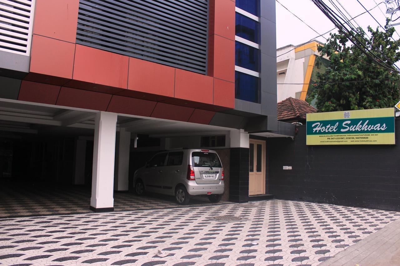 Hotel Sukhvas Thiruvananthapuram Екстериор снимка
